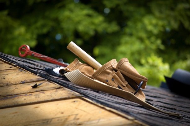 roof-tarping-services Experts in Malverne